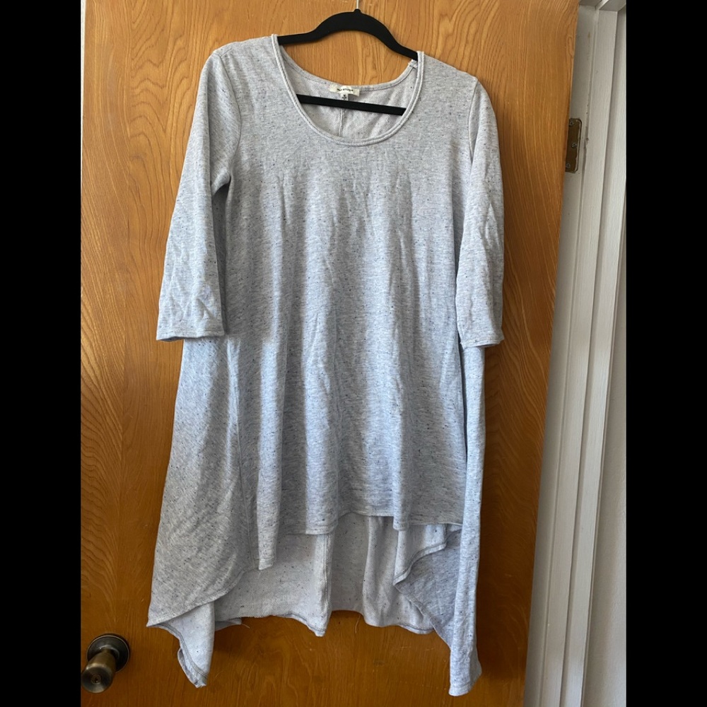 Max Studio High low tunic sweatshirt M